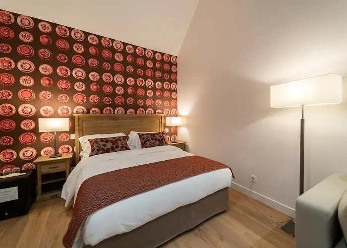 Le Château De Césarges Hotel 3*