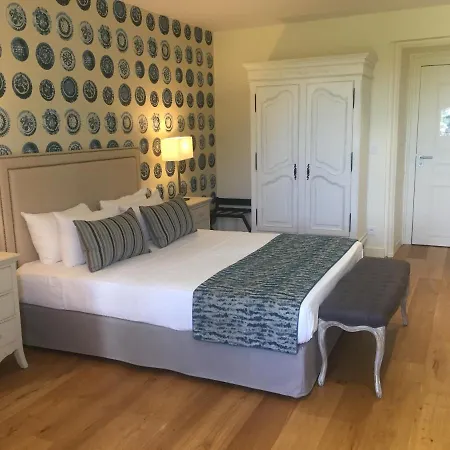 Hotel Le Château De Césarges Maubec (Isere)