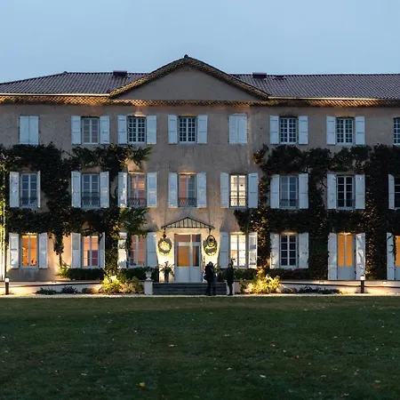 Le Château De Césarges 3* Maubec (Isere)